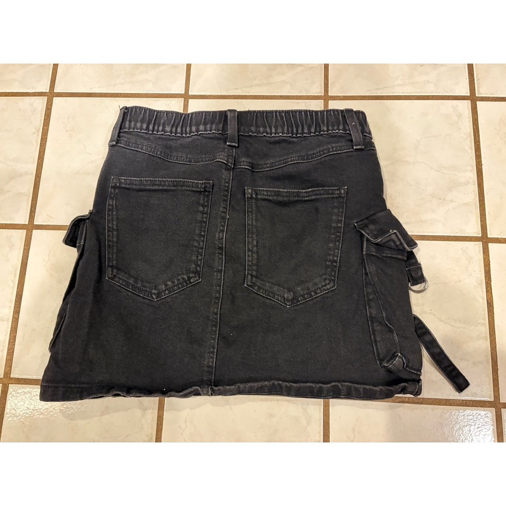Junior SO black wash cargo denim mini skirt - Picture 2 of 5